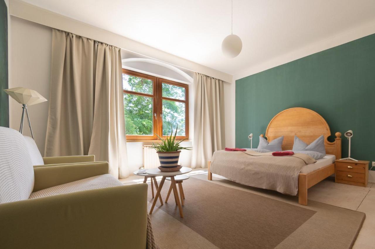 Absteige Innsbruck- Zentrale Ferienapartments Екстериор снимка