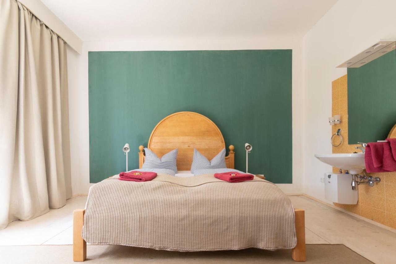 Absteige Innsbruck- Zentrale Ferienapartments Екстериор снимка