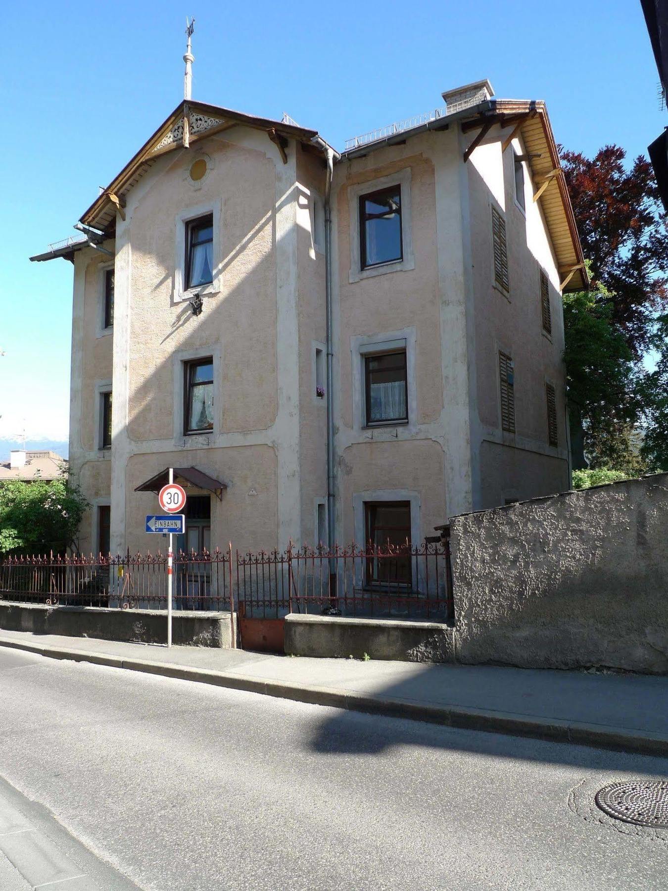 Absteige Innsbruck- Zentrale Ferienapartments Екстериор снимка