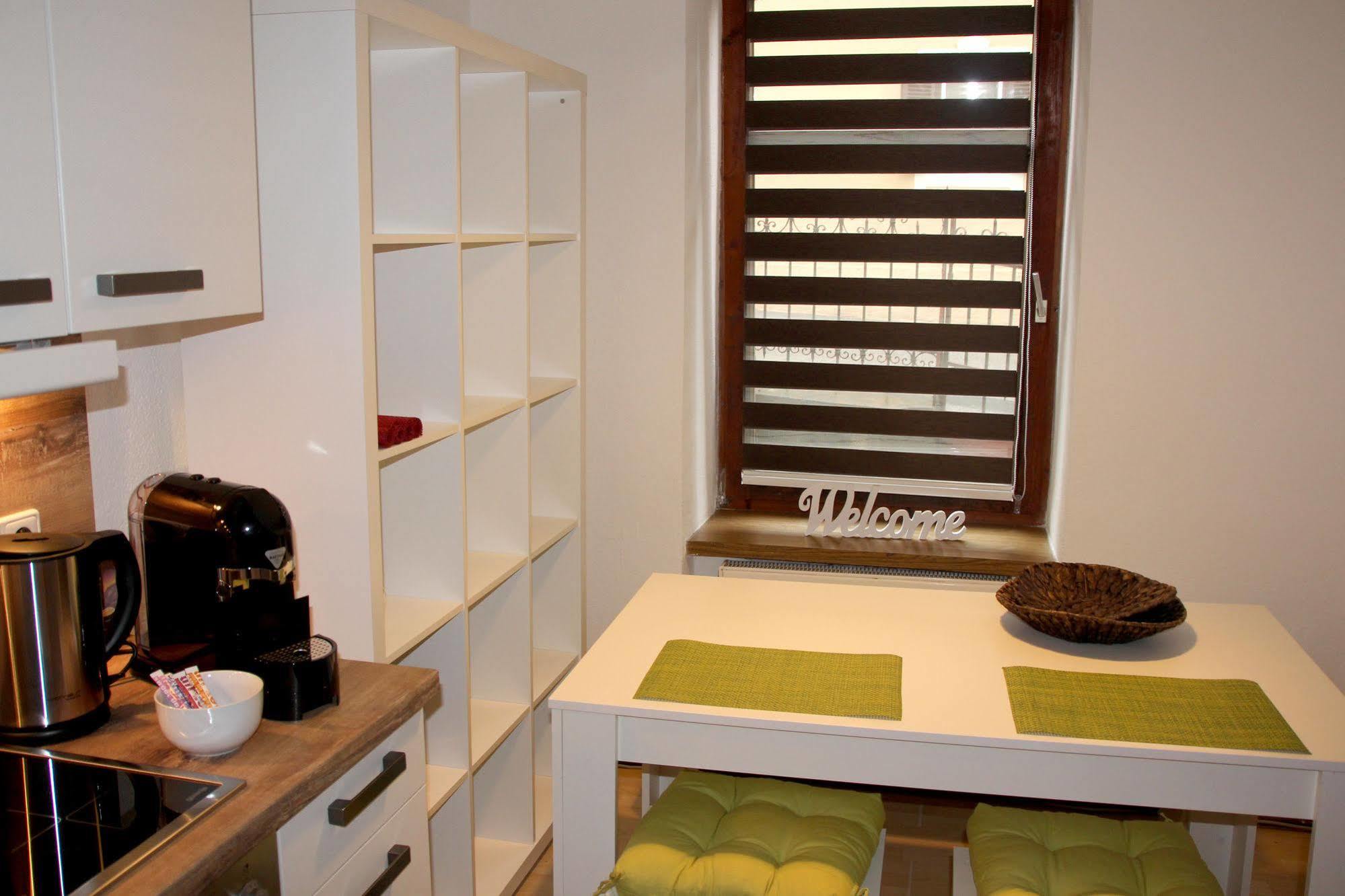 Absteige Innsbruck- Zentrale Ferienapartments Екстериор снимка